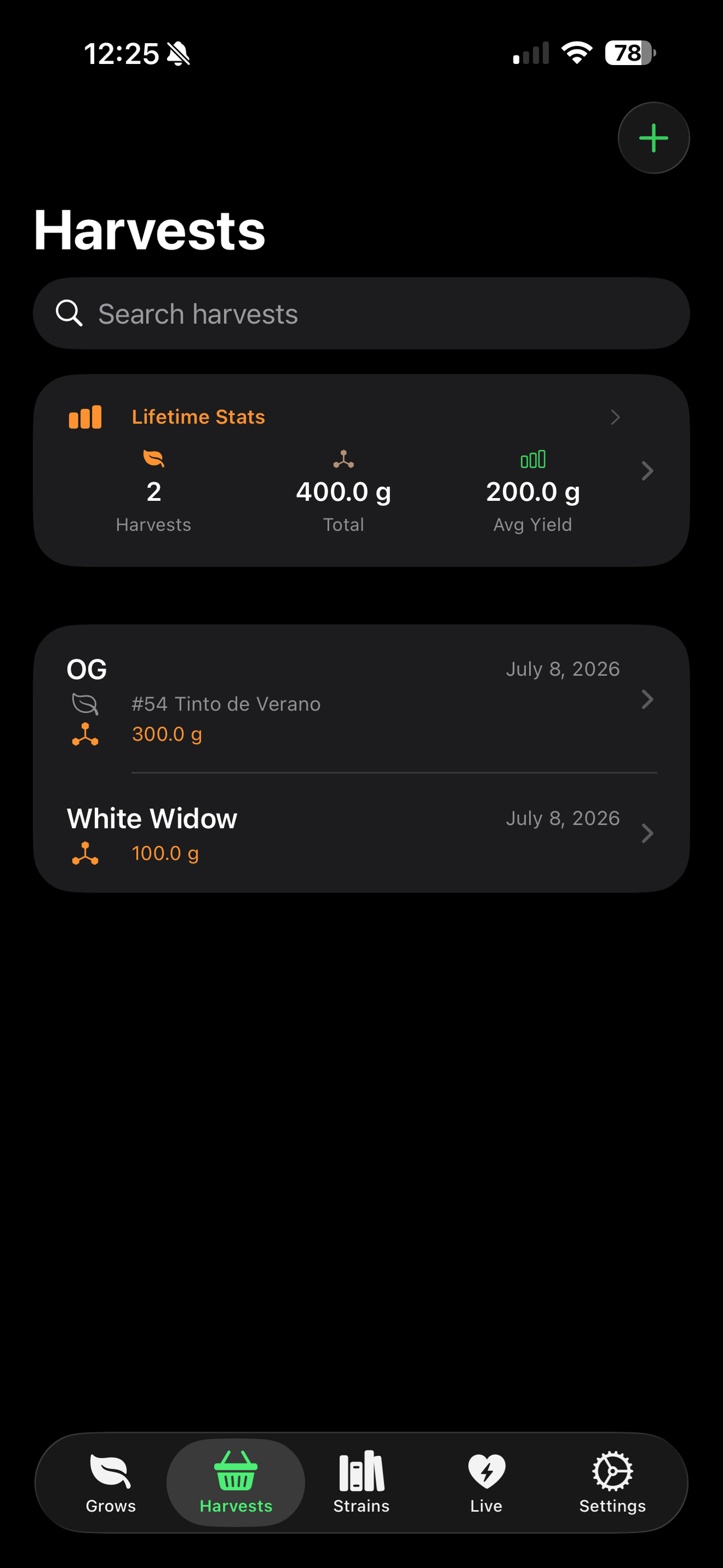 Growbook harvest history showing lifetime yield stats and past harvests by strain