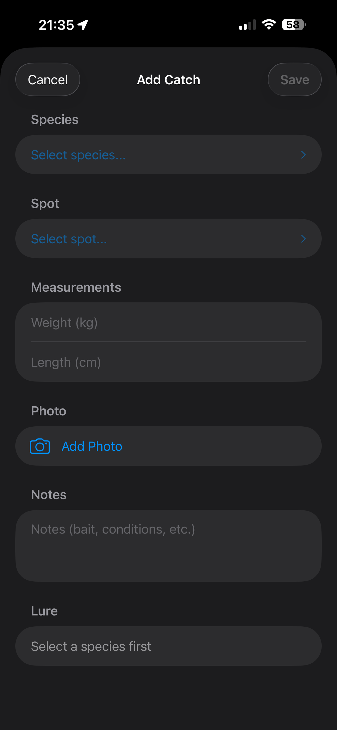Tealmap catch detail screen with species, size, and location notes